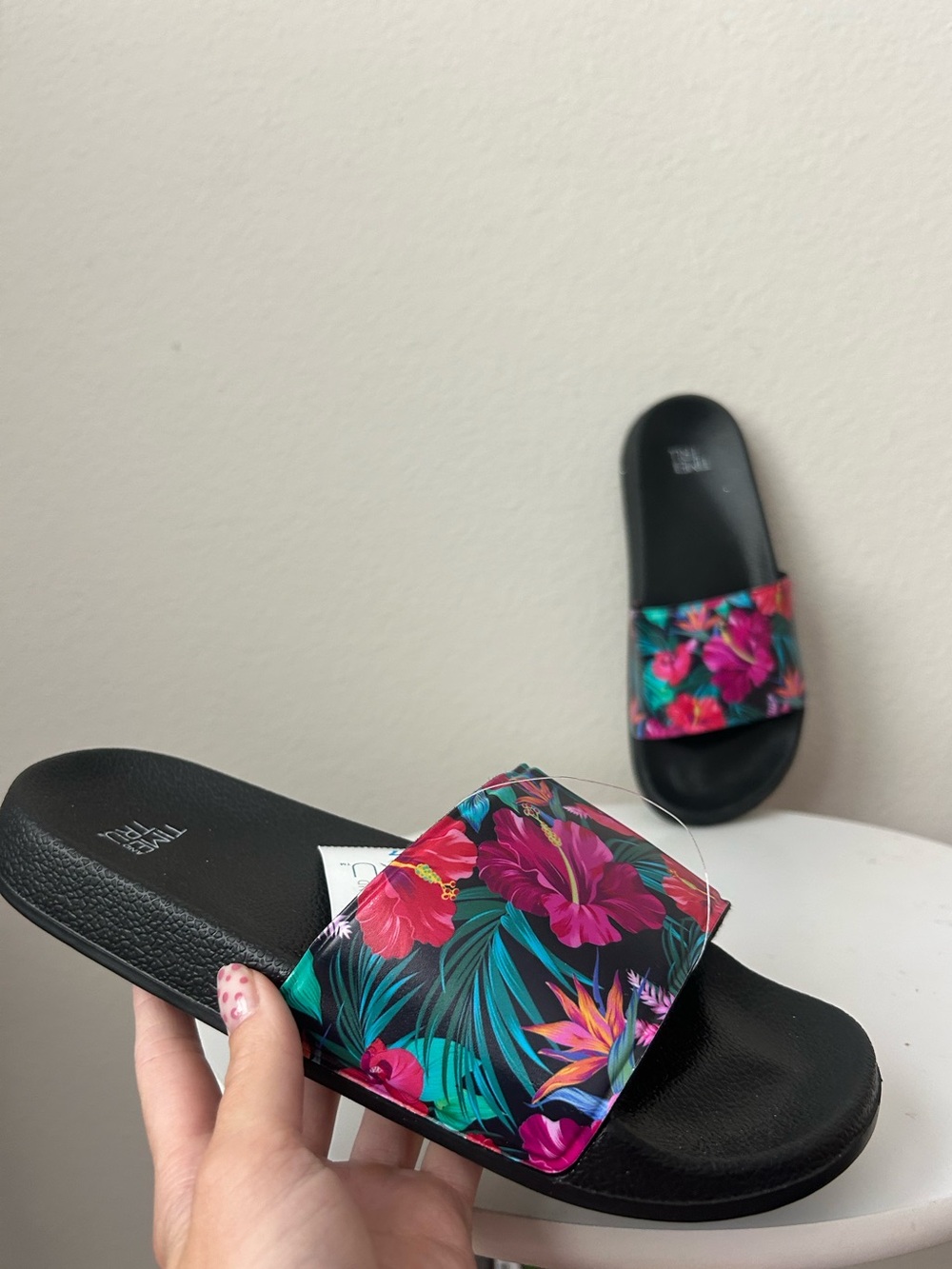 Time and Tru Black Slide Sandals with Multicolor Tropical Floral Strap